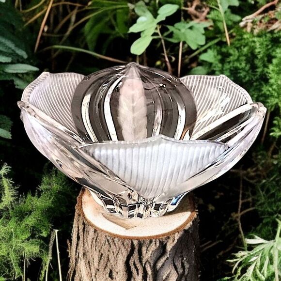 Imperlux Lead Crystal Bowl Dogwood Pattern Hand Cut Victorian Art Deco Style Vtg - Picture 13 of 16